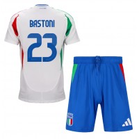 Fotbalové Dres Itálie Alessandro Bastoni #23 Dětské Venkovní ME 2024 Krátký Rukáv (+ trenýrky)